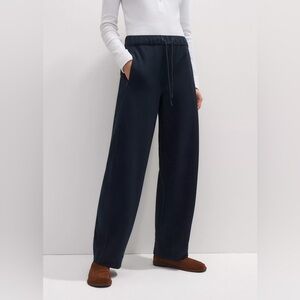 ME+EM Luxe Travel Tailoring Barrel-Leg Pant
Ponte-Jersey Tailoring